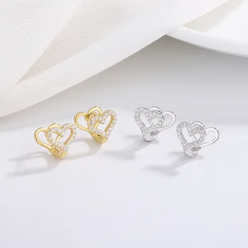 2023 naują S925 sterlingas sidabro mažų aišku, dvipusis meilės deimantų auskarai yra paprastas ir universalus dėvėti iš abiejų pusių