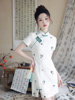 Retro Moterų Tradicinę Kinų Mandarinų Apykaklės Qipao Elegantiška Baltos Spalvos Nėrinių Siuvinėjimo Cheongsam