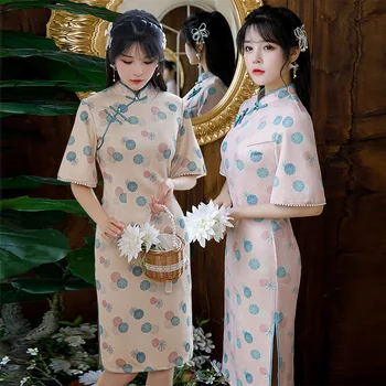Šiuolaikinės Merginos Cheongsam 2023 Metų Naujų Jaunų Retro Stiliaus Vidutinio ilgio Suede Pagerėjo Qipao Suknelė Ao Dai Vietnamas Moterims
